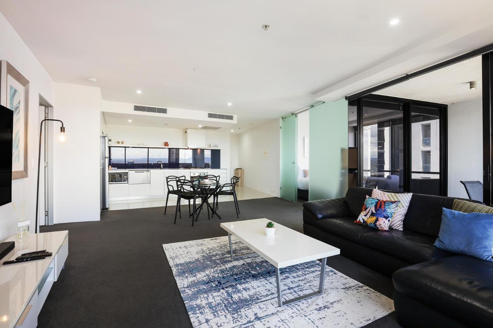 Circle On Cavill 2, 3, 4 & 5 Bedroom Skyhomes & Sub Penthouses By Gold Coast Holidays Exterior photo