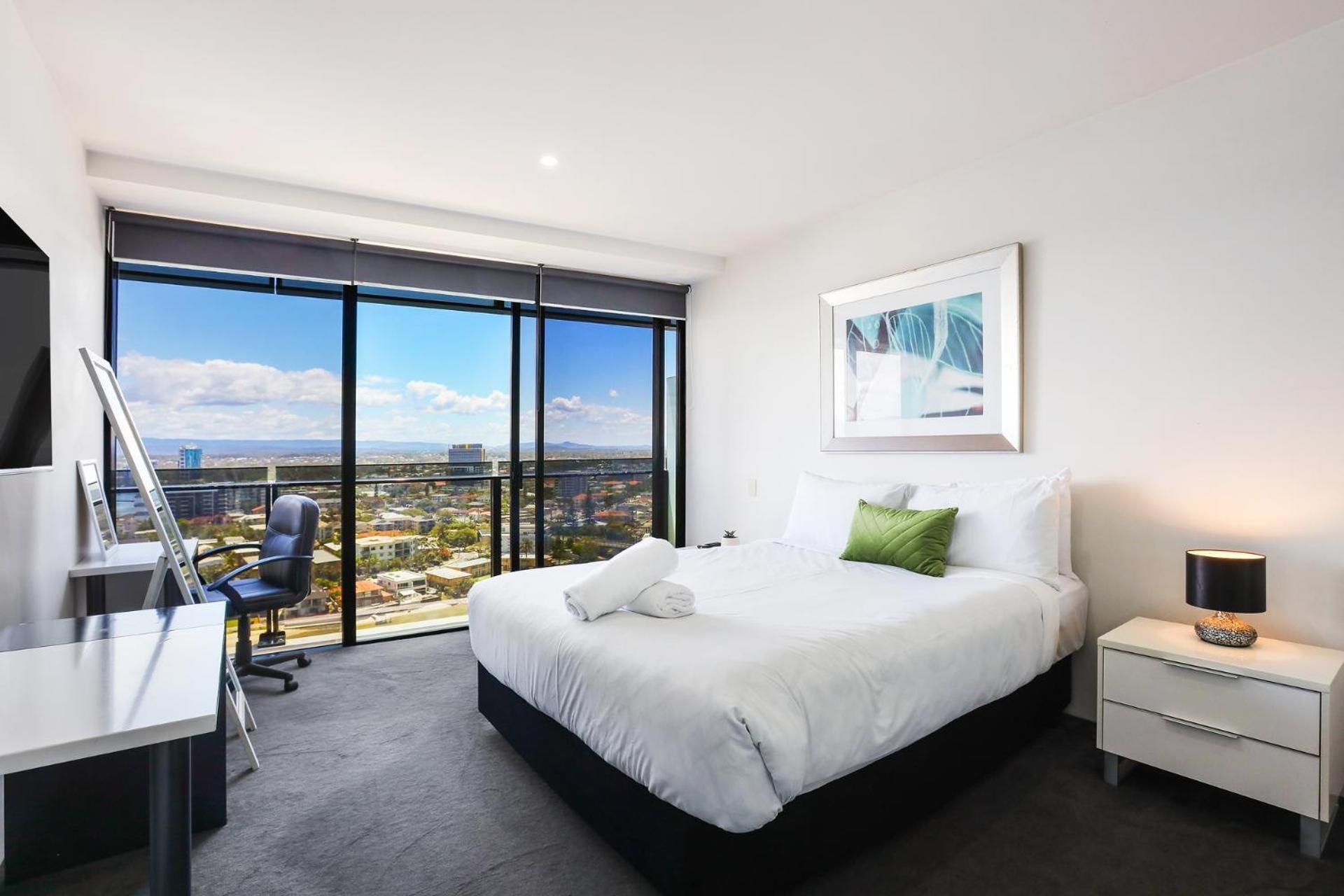 Circle On Cavill 2, 3, 4 & 5 Bedroom Skyhomes & Sub Penthouses By Gold Coast Holidays Exterior photo