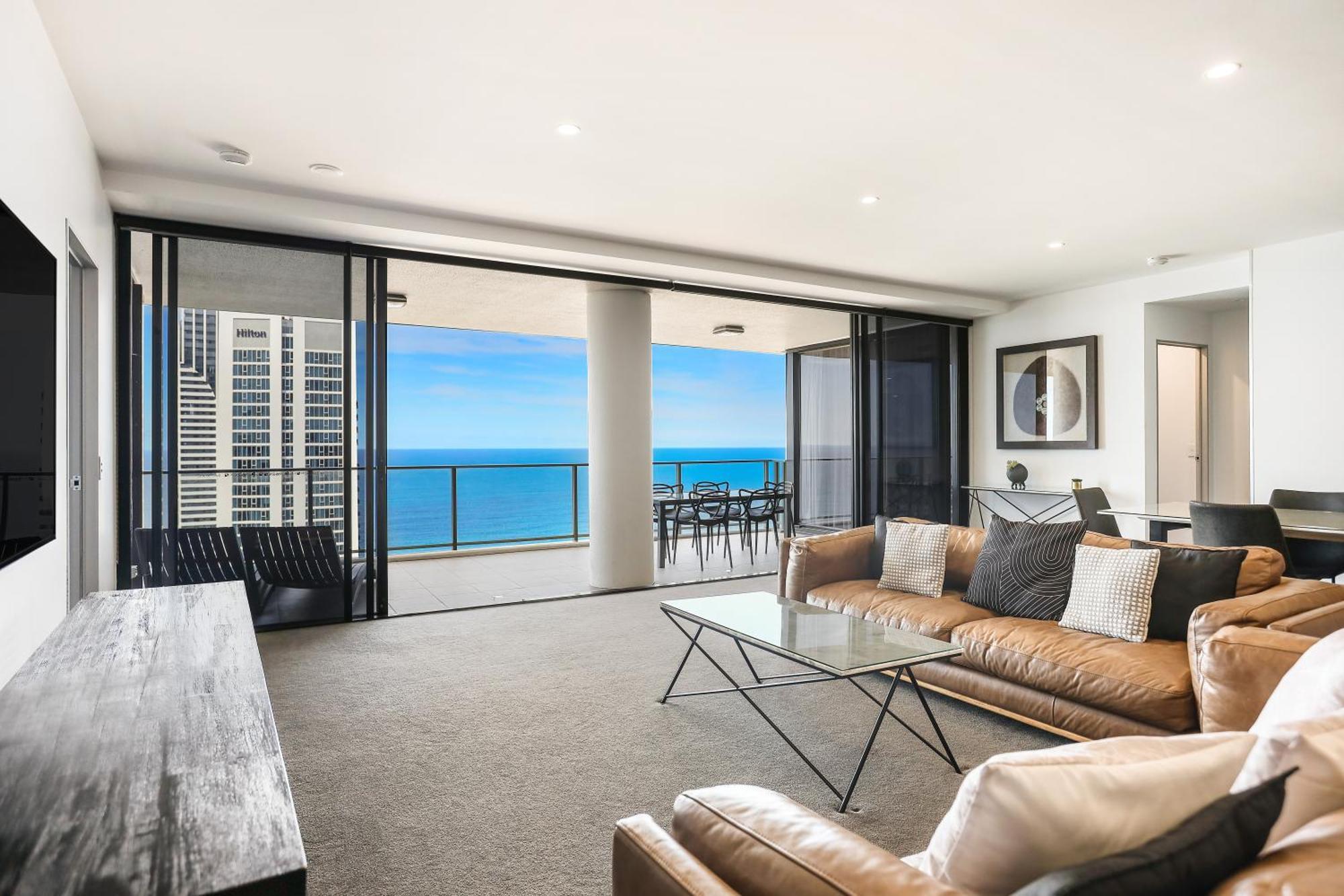 Circle On Cavill 2, 3, 4 & 5 Bedroom Skyhomes & Sub Penthouses By Gold Coast Holidays Exterior photo