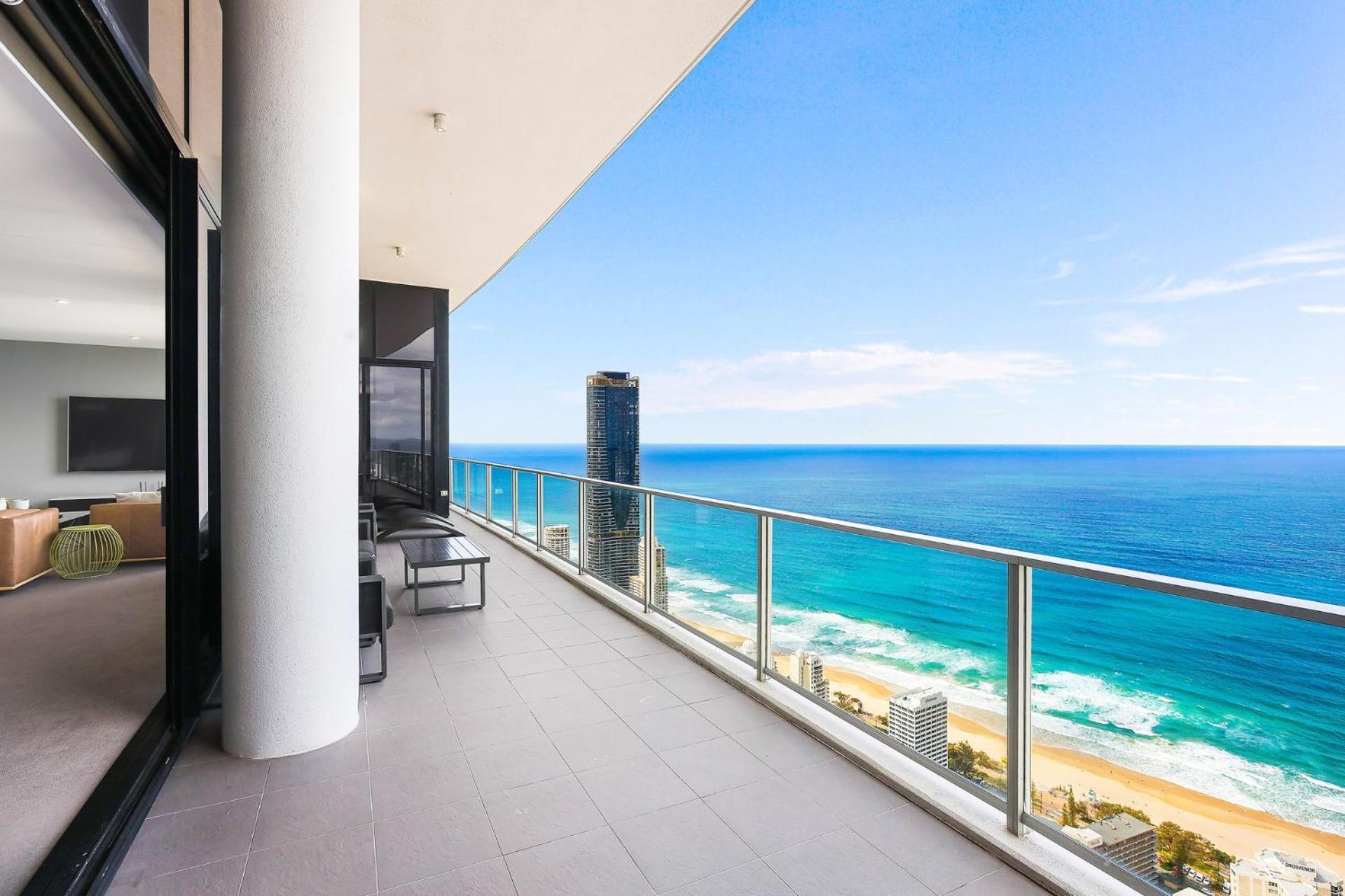Circle On Cavill 2, 3, 4 & 5 Bedroom Skyhomes & Sub Penthouses By Gold Coast Holidays Exterior photo