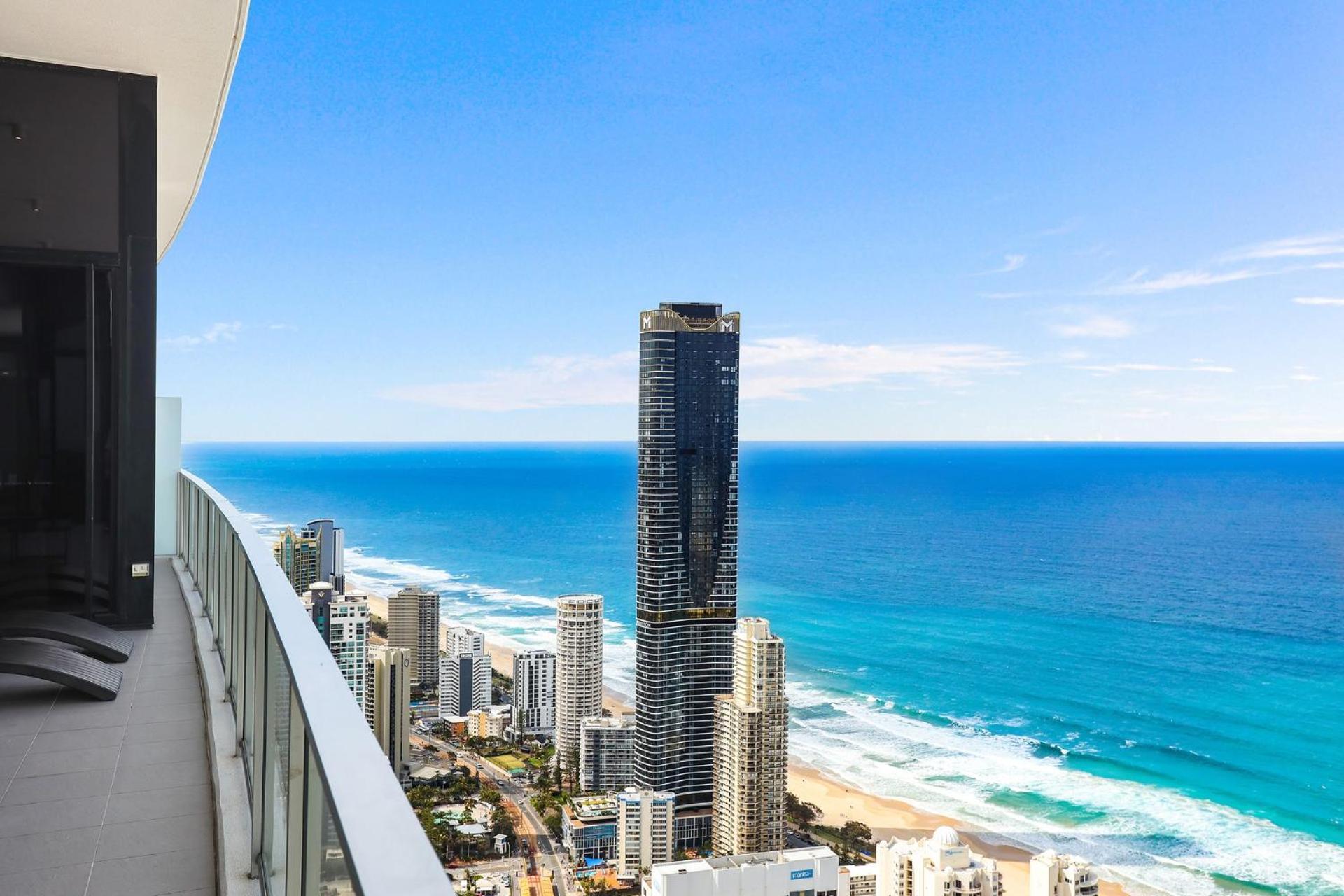 Circle On Cavill 2, 3, 4 & 5 Bedroom Skyhomes & Sub Penthouses By Gold Coast Holidays Exterior photo