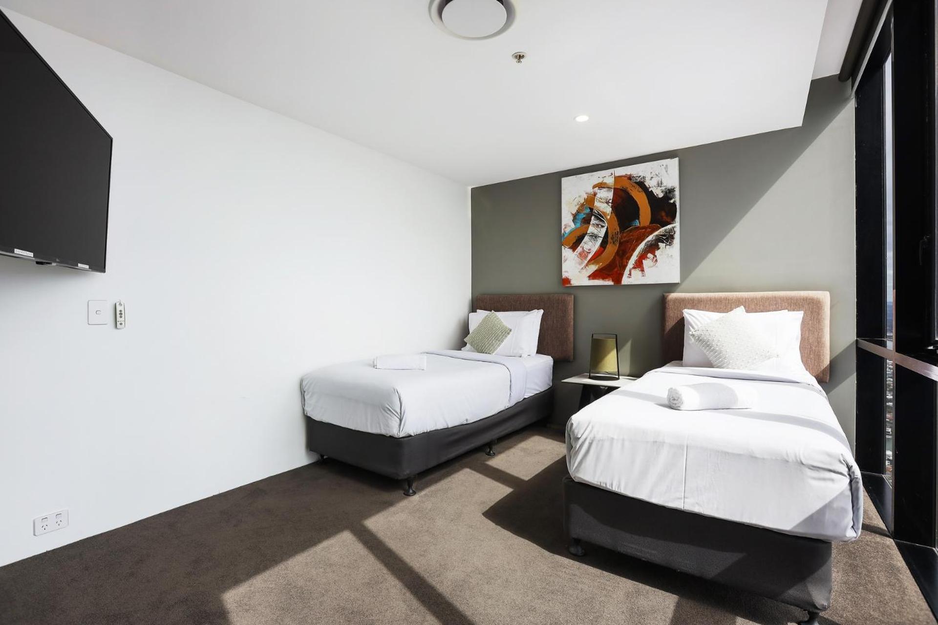 Circle On Cavill 2, 3, 4 & 5 Bedroom Skyhomes & Sub Penthouses By Gold Coast Holidays Exterior photo