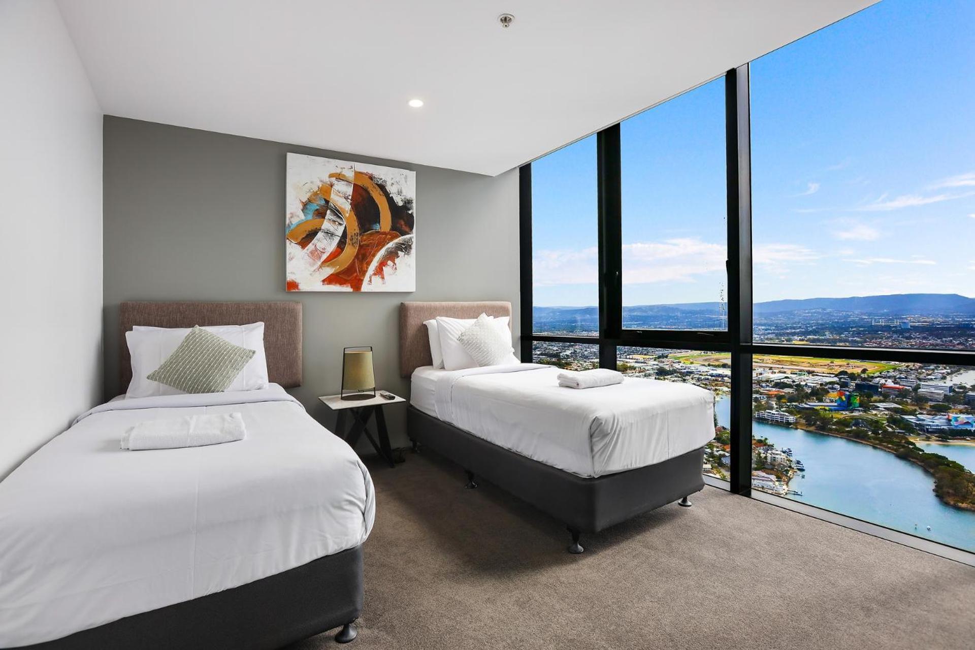 Circle On Cavill 2, 3, 4 & 5 Bedroom Skyhomes & Sub Penthouses By Gold Coast Holidays Exterior photo