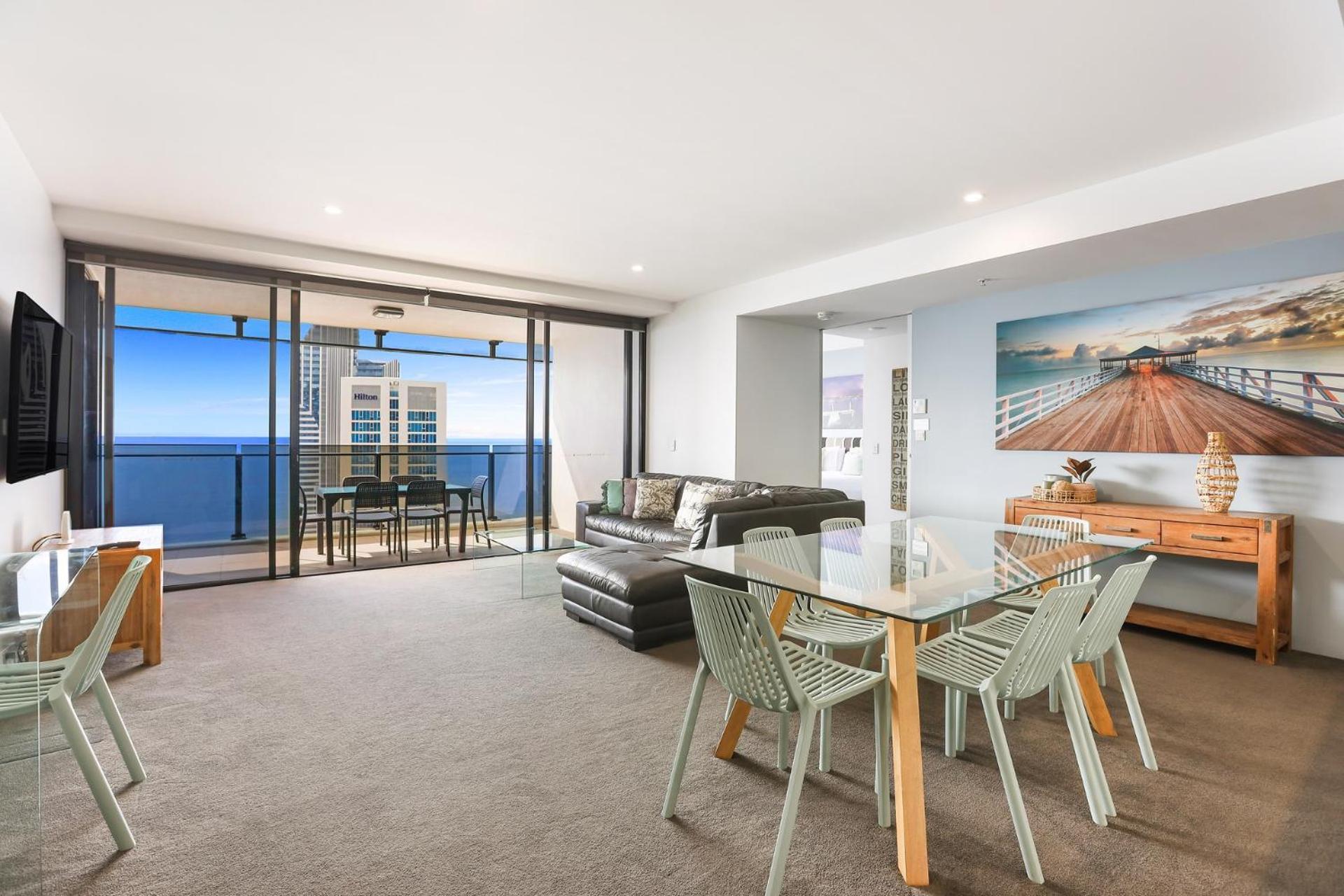 Circle On Cavill 2, 3, 4 & 5 Bedroom Skyhomes & Sub Penthouses By Gold Coast Holidays Exterior photo
