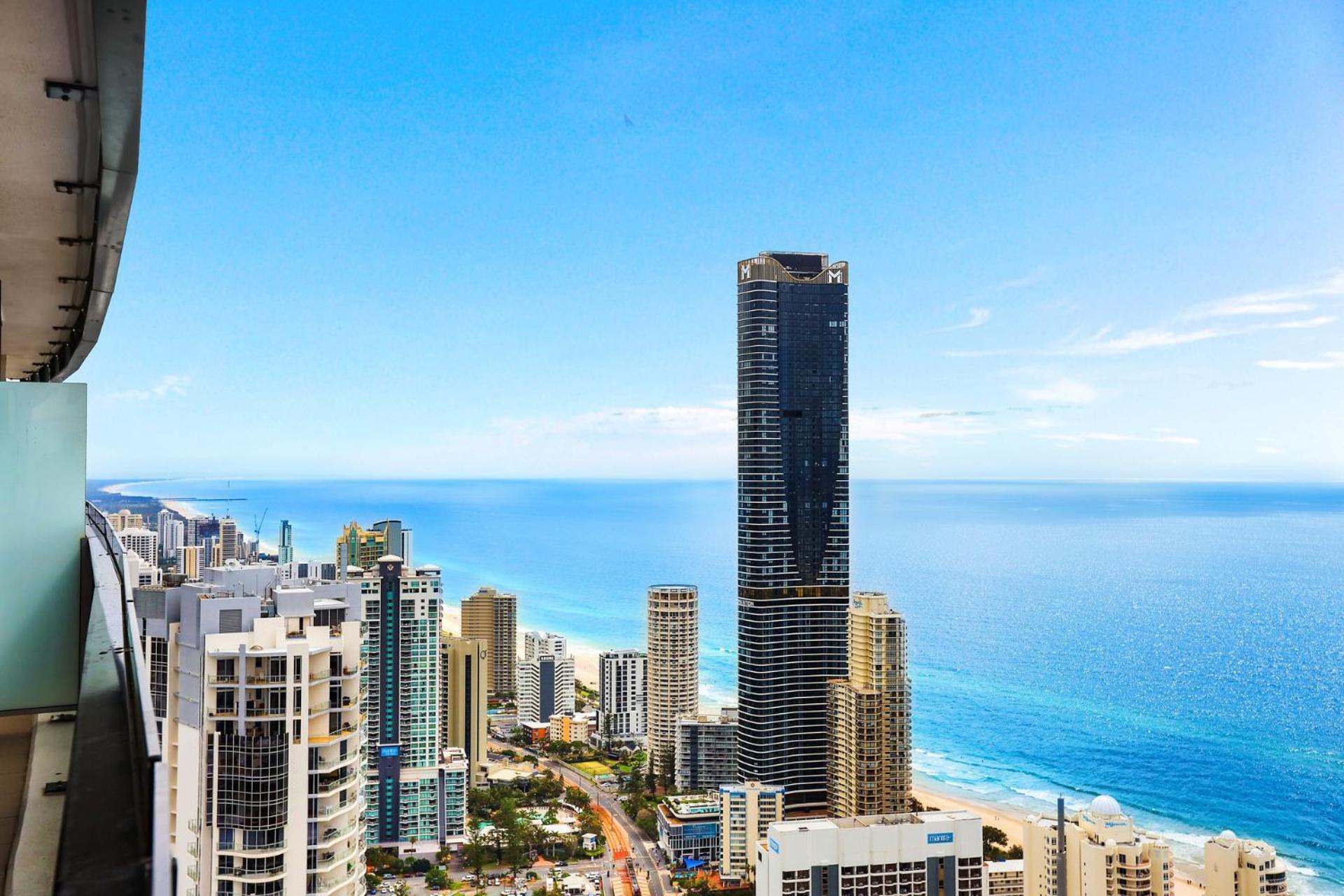 Circle On Cavill 2, 3, 4 & 5 Bedroom Skyhomes & Sub Penthouses By Gold Coast Holidays Exterior photo