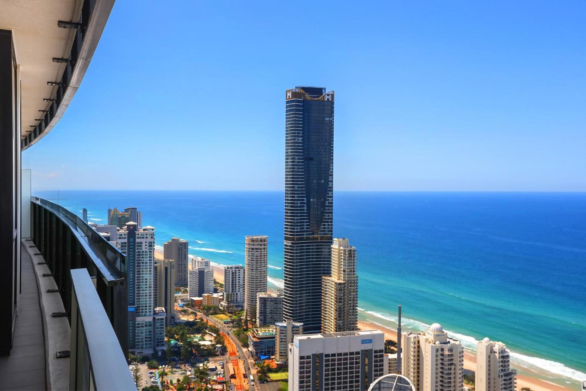 Circle On Cavill 2, 3, 4 & 5 Bedroom Skyhomes & Sub Penthouses By Gold Coast Holidays Exterior photo
